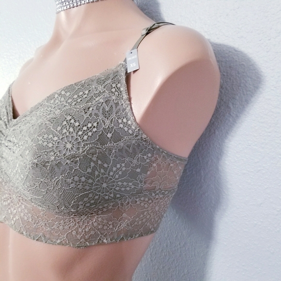 New PINK Victoria's Secret green lace bralette XS - Picture 2 of 4